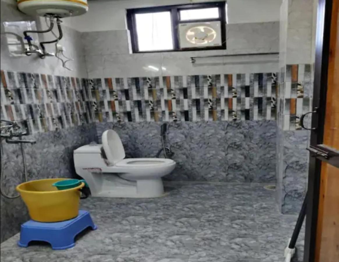 Oak Wood Homestay Banikhet Dalhousie Kültér fotó